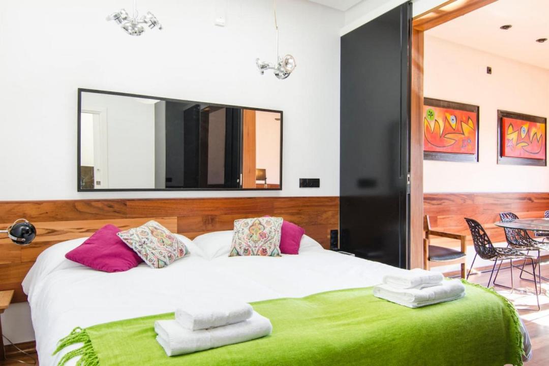 מדריד 3Bedrooms 2Bathrooms Furnished - Lavapies - Bright מראה חיצוני תמונה