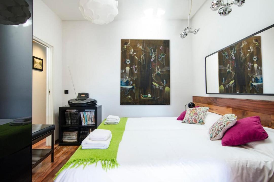 מדריד 3Bedrooms 2Bathrooms Furnished - Lavapies - Bright מראה חיצוני תמונה
